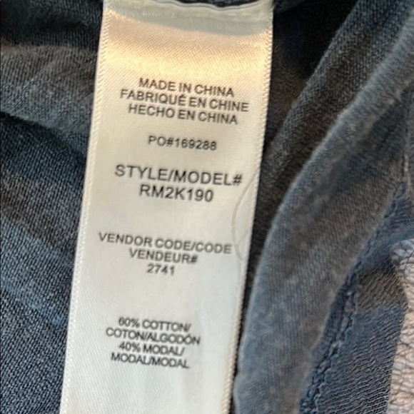 Splendid Blue Sleeveless Deep Cut Tank Relaxed Fit - Picture 3 of 4